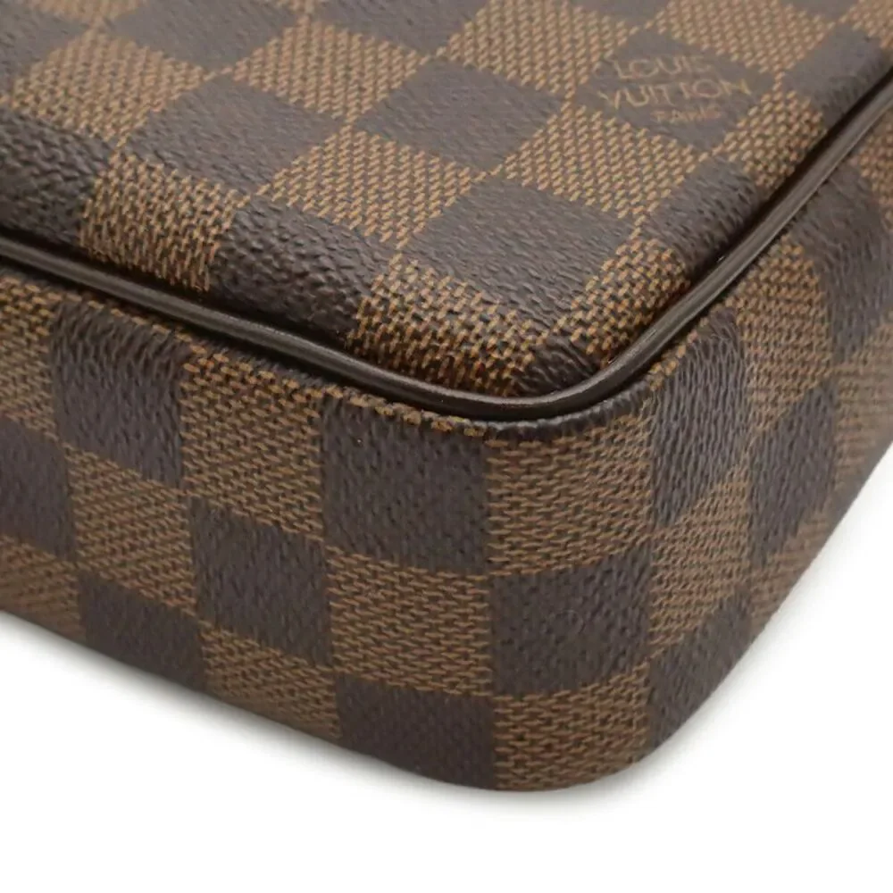Louis Vuitton delivery duty